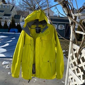 686 Men’s size Small Ski Shell Jacket